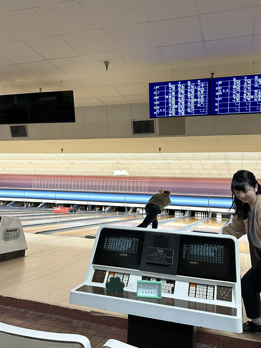 Feeling lucky? 🍀

A little St. Patrick’s Day bowling, courtesy of the #CultureCommittee