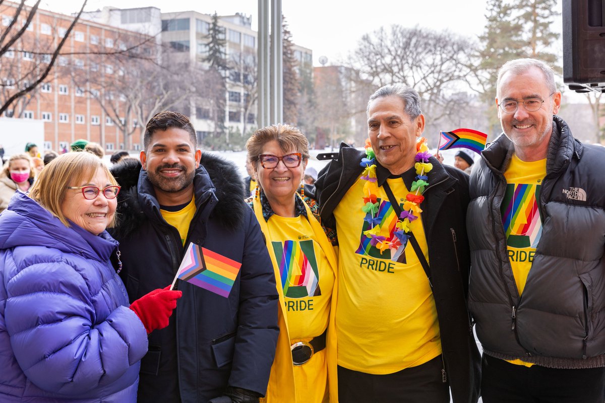 fyrefly_ua's tweet photo. That's a wrap on @UAlberta Pride Week 2023! Since 2020, we were finally able to celebrate with the UAlberta community in person and it was truly a magical experience. We hope you experienced warmth and joy and that you're able to carry this until next year's Pride Week! #fyrefly https://t.co/yZDlPYzPJr