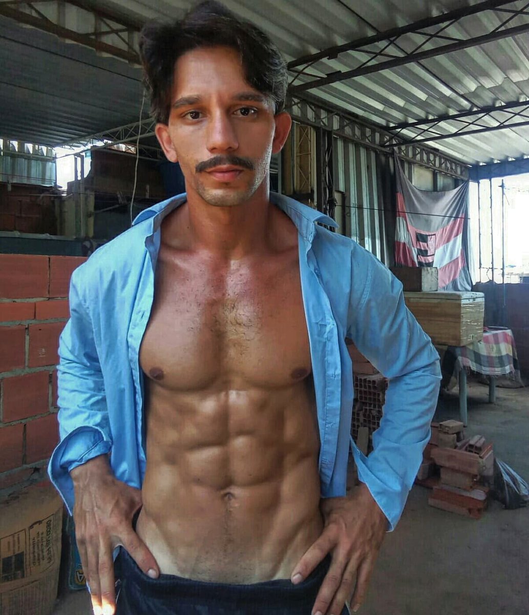 Jeffpetzolld's tweet photo. Enquanto não chega a minha vez , vou aplaudindo o sucesso dos outros ... 💱🚀📸. #moda #modelo #fitness #manequim #modelofit #foto #fotografos https://t.co/ONgMlDNKP1
