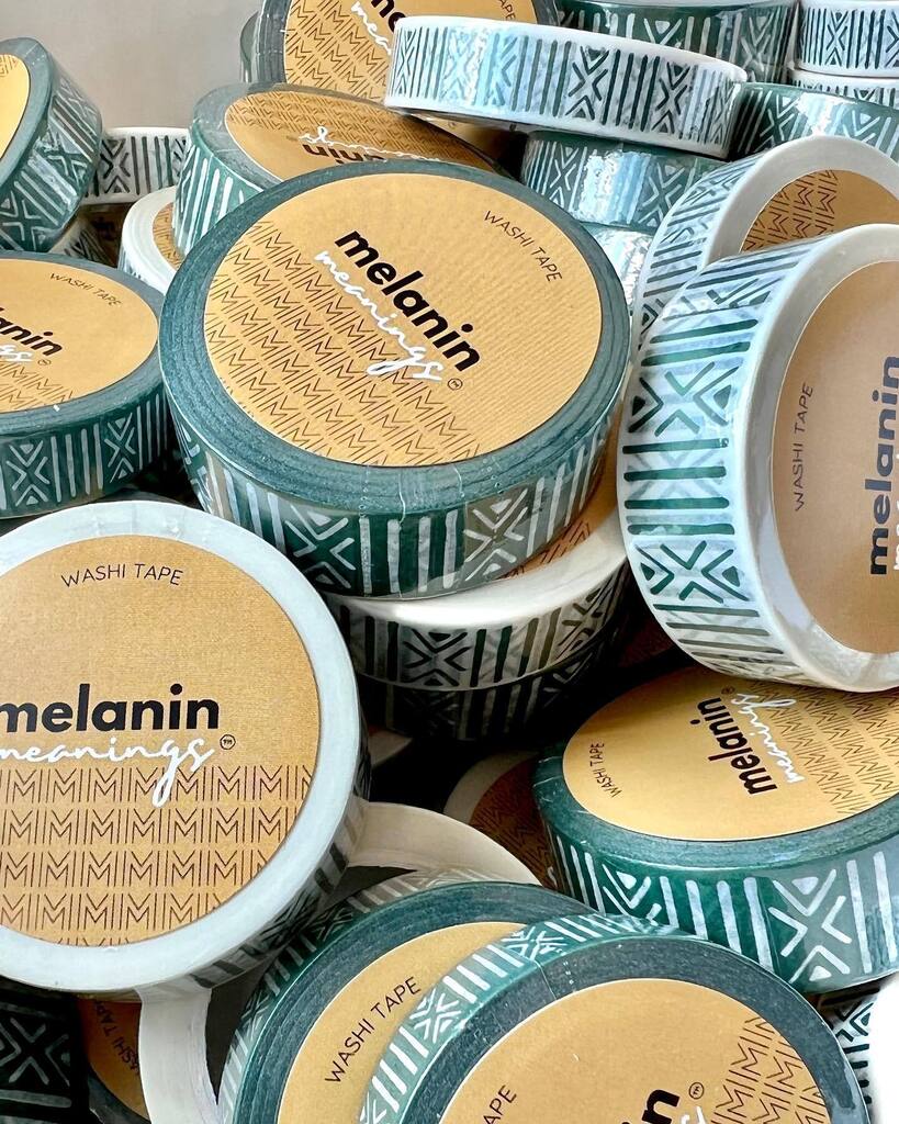 A pinch of 💚💚💚 for the day. 

#melaninmeanings #mudcloth #washitape #africantextiles #bwwpc #stationery #greenthings instagr.am/p/Cp5seXePrNh/