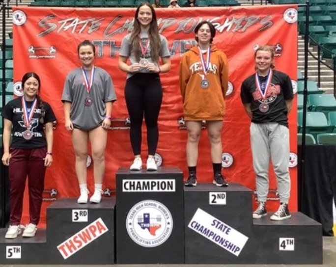 JamieStepp5's tweet photo. Hillsboro Lady Eagles powerlifting left their mark in Frisco!
Ayleen Gonzalez making history becoming a STATE CHAMPION! 
Jackelin Cuevas 3rd
Catalina Ramirez 5th
Natalie Monroy 6th
Ayle Gonzalez 8th
Natalia Gallegos 9th
Angela Terrazas 12th https://t.co/tlboMZN7Sj