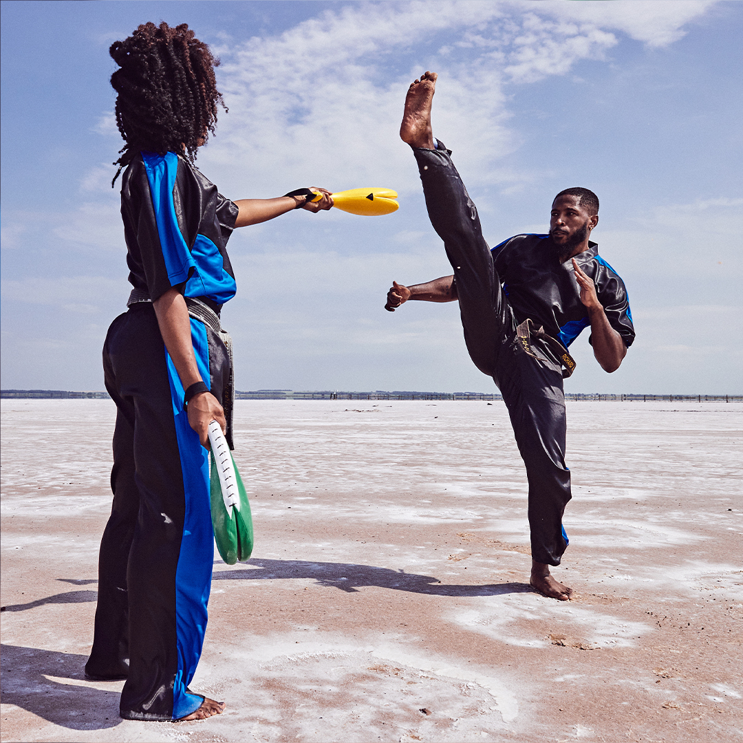 centuryma's tweet image. Our favorite way to spend a Sunday. 💥
.
.
.
.
#centurymartialarts #martialarts #kickinit #kicks #axekick #roundhousekick #sidekick #martialartskicks #sundayvibes #sundaymood #sundayfunday #favoritethings #saltplains