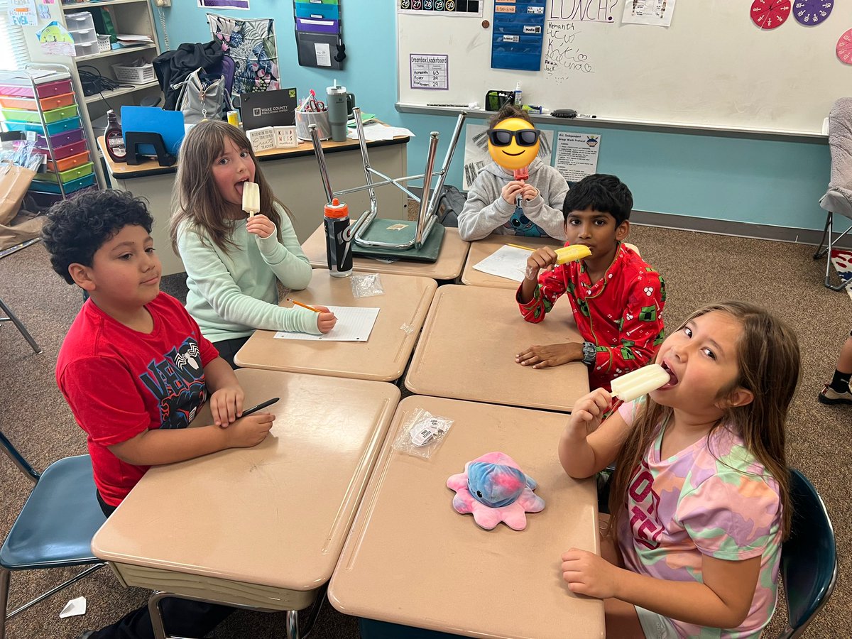 Laura Thomas tweet media