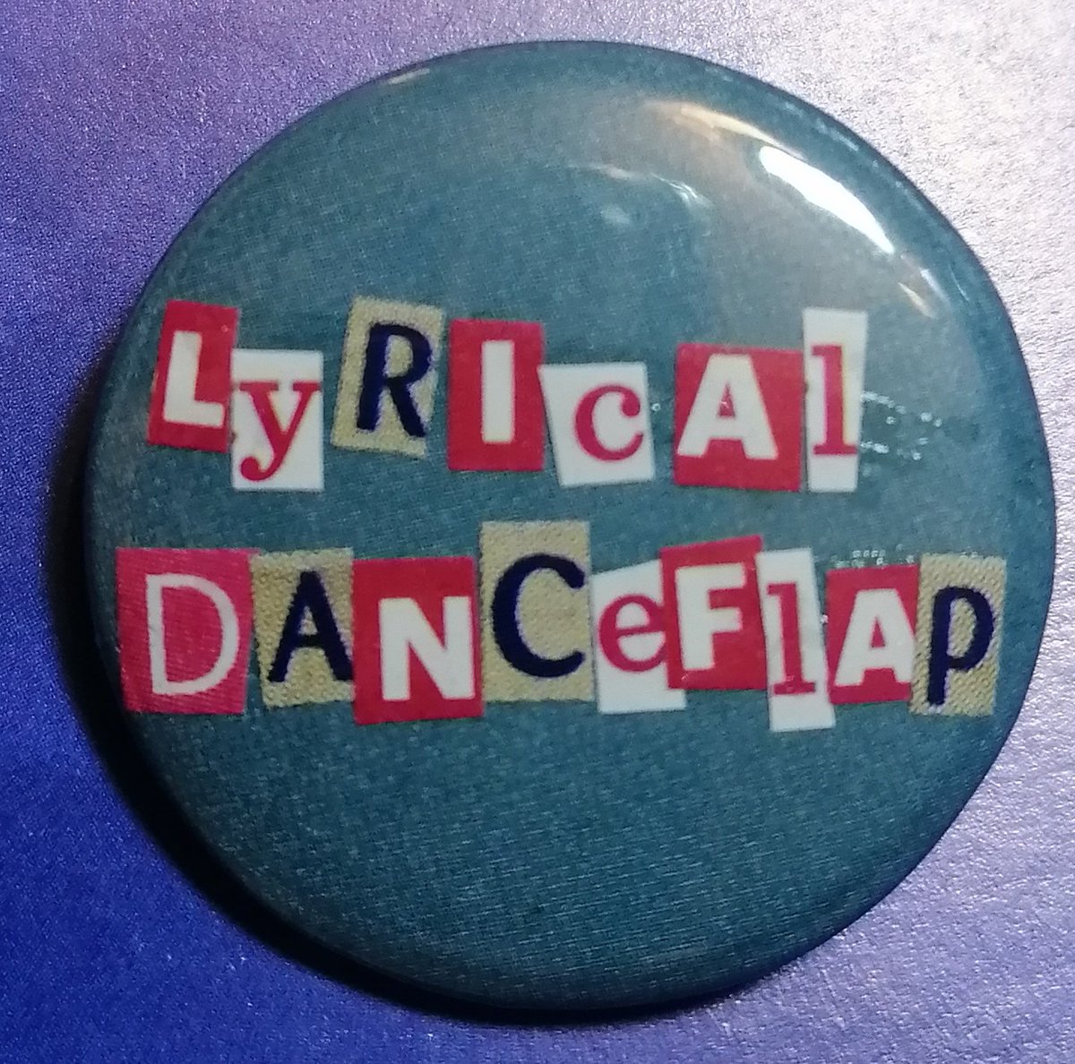 FishersBilly's tweet photo. 💙Fishman💙
One of a kind 25mm button badge inspired by Car Share. All paper taken from recycled magazines with handcut lettering. Free UK delivery and fully recyclable packaging. https://t.co/OPUd3KL1MN https://t.co/0i2y4MH5aR