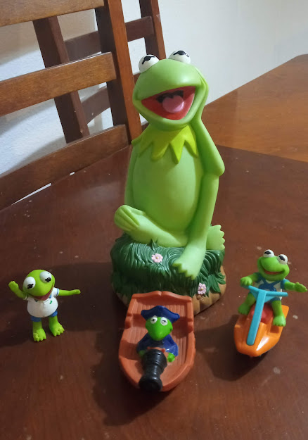 lerca75's tweet photo. #DiadeSanPatricio @KermitTheFrog #beinggreen https://t.co/T27zYFRGsX