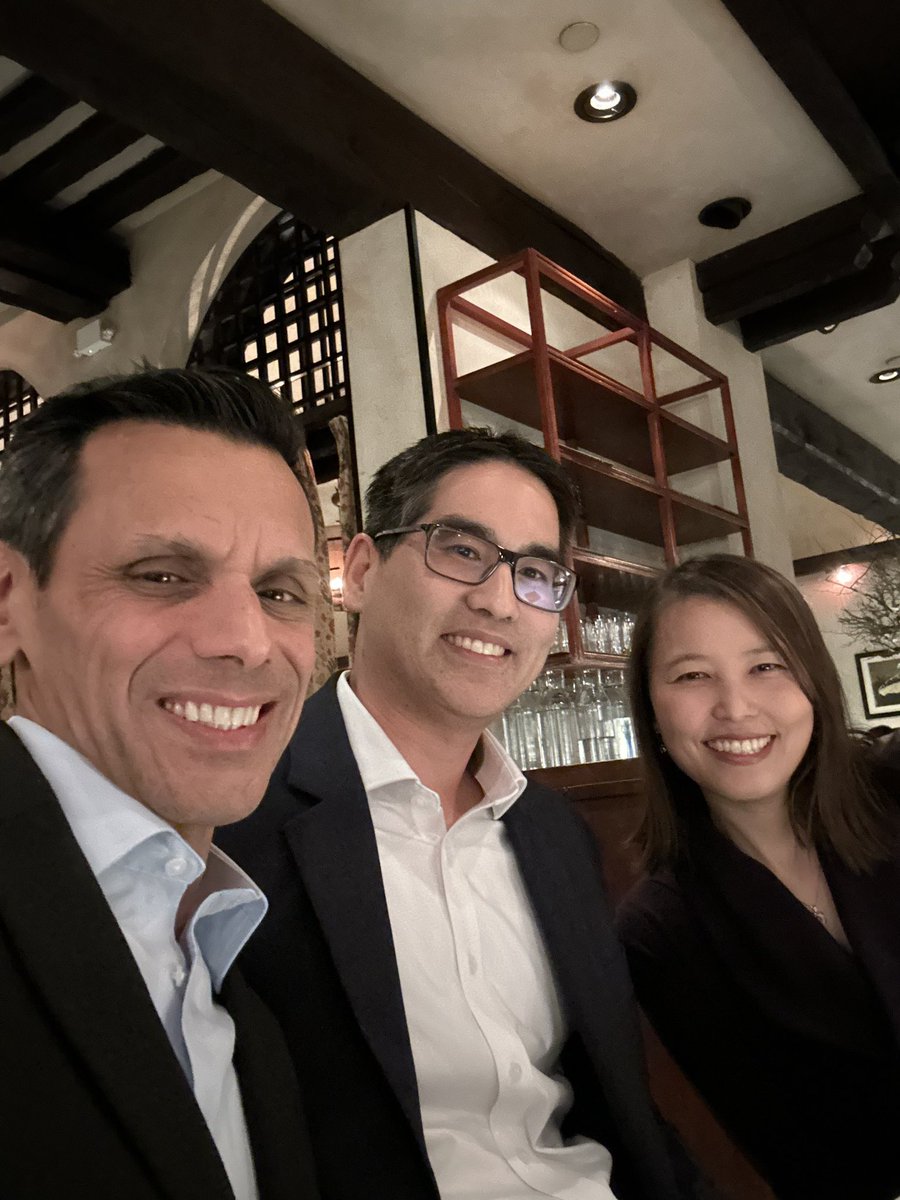 VCUpresident's tweet photo. It has been quite a memorable trip to the Big Apple for me and catching up with some NYC RAMily during the was definitely one of the highlights. 

📷 1: @vcu alumni Dr. Dan Chao and his wife, Dr. Cindy Hsu.

📷 2: @vcu alumni Doug Zehner and Katherine Fowler https://t.co/YuwZWnYYuw