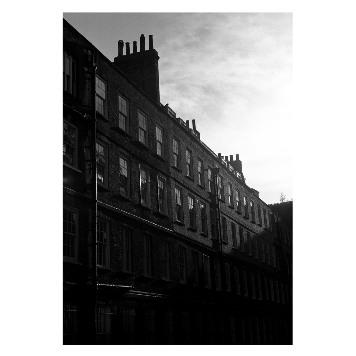 nickbrownfilms's tweet photo. Lundun
📷 Praktica LTL / Helios 44-2
🎞 Rollei Retro 400s
#kodak #lomography #ilford #photography #filmphotography #fomapan #tlr #twinlensreflex #blackandwhitephotography #london #londonphotography #mediumformat #35mm #montanus #rolleiflex #rollei #praktica https://t.co/aNtgFxmcXI