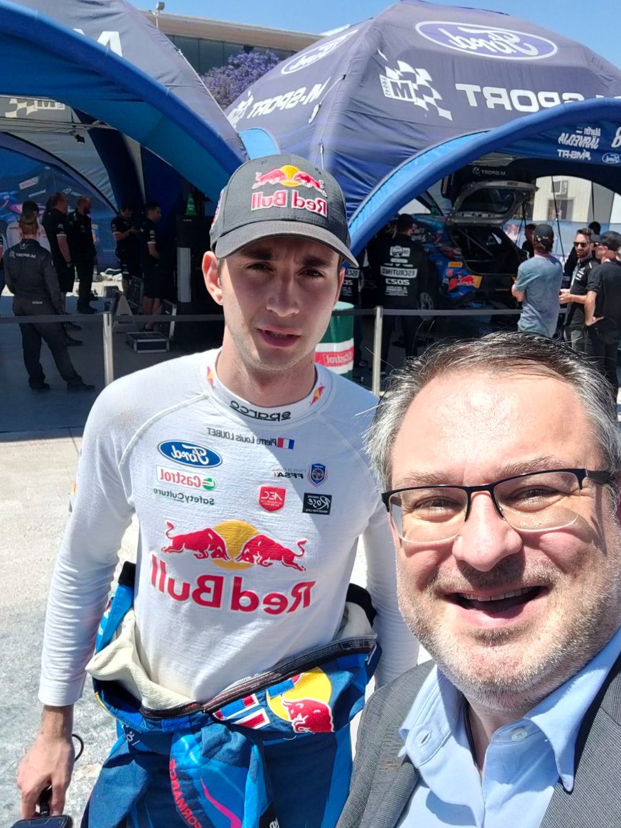 peiwensen's tweet photo. Avec les as du volant francais presents @OfficialWRC @gobiernogto @SebOgier @PL_Loubet Cyril Abiteboul (también principal de Hyundai Motorsport), et en compagnie des dirigeants de l'alliance francaise de León #somosFrancoMex https://t.co/1nY2nqdffY