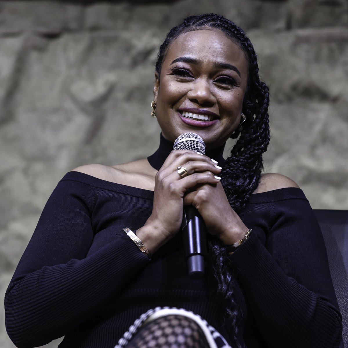 TKCOfficial's tweet photo. ✨ Highlights from BLACK GIRLS ROCK! FEST 2023 ✨
#BGRFEST @BLACKGIRLSROCK
📸 @jatiphoto https://t.co/TnsCscLJQf