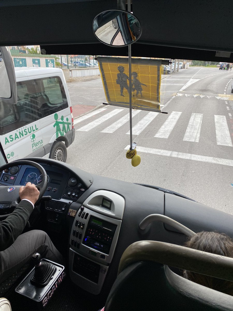 Las horas que son y aún estoy de resaca…