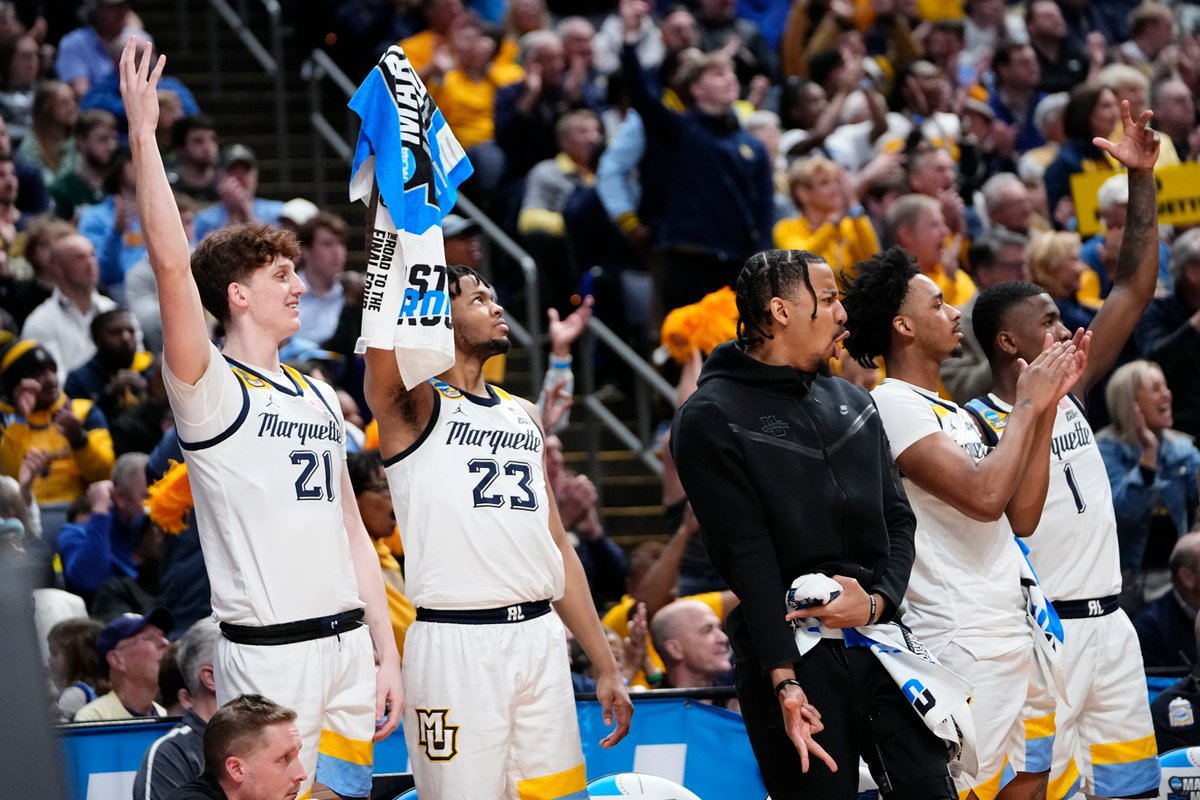 First NCAA Tournament win since 2013!!

Final:
Marquette 78
Vermont 61

The Golden Eagles will take on Michigan State on Sunday. #mubb #WeAreMarquette