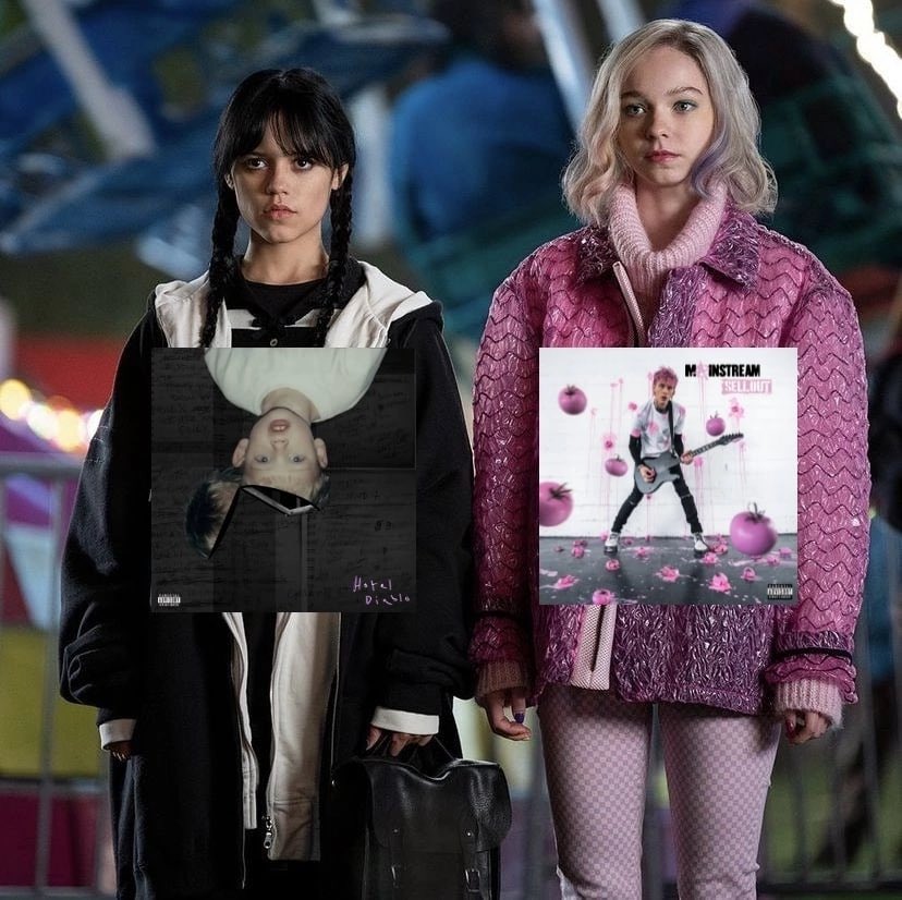 mgkellsupdates's tweet photo. Each Machine Gun Kelly’s fan has two moods. https://t.co/patA1hiklu