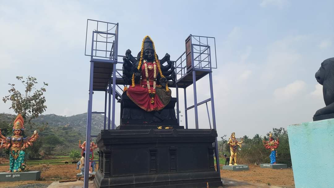DharmapuriNews's tweet photo. தருமபுரி ஏ.கொல்லஹள்ளி அடுத்த மொடக்கேரி அஷ்ட வராகி திருக்கோவில்.    கூகுள் மேப்
https://t.co/YzQVs5nCvq. https://t.co/7Zp8efCfms