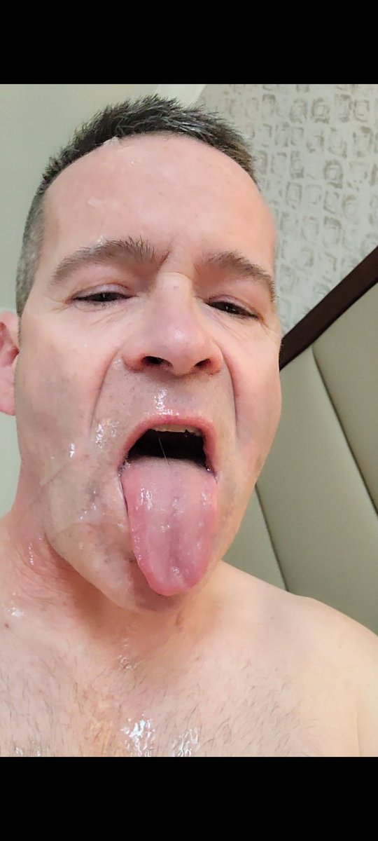 camjockva's tweet photo. There's nothing better than cum all over my face and in my mouth! https://t.co/282stxSyGP