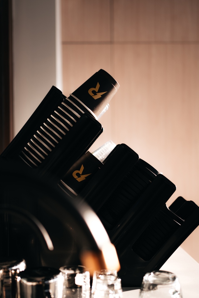 TeamRival_KL's tweet photo. Looking for that caffeine fix to jumpstart your workout? 

Come visit us at Rival at Level 1, Wisma Bentley Music, 3, Jalan PJU 7/2, Mutiara Damansara, 47810 Petaling Jaya, Selangor. 

#RivalKL #TeamRival #GymLife #CoffeeAndWeights  #BeTheBestOfYourself https://t.co/GFa8fFFhjU