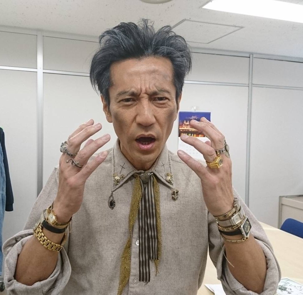 on-twitter-rt-lasette-staff-nhk-e