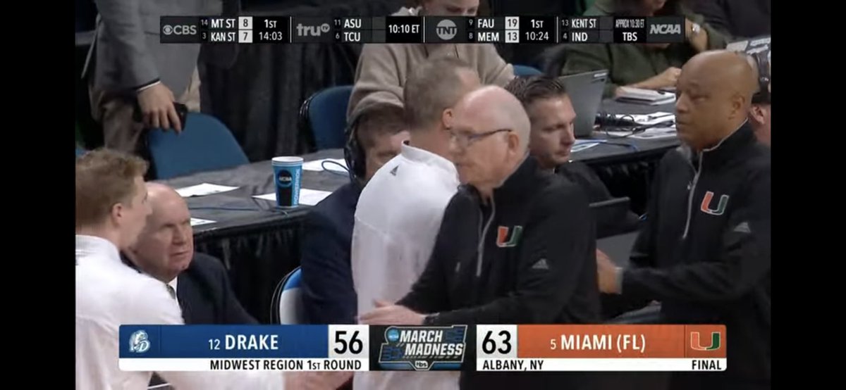 raiza_simon's tweet image. That was ugly!! But I’ll take it! Canes beat Drake &amp;amp; pull off the win!!! #GoingDancing