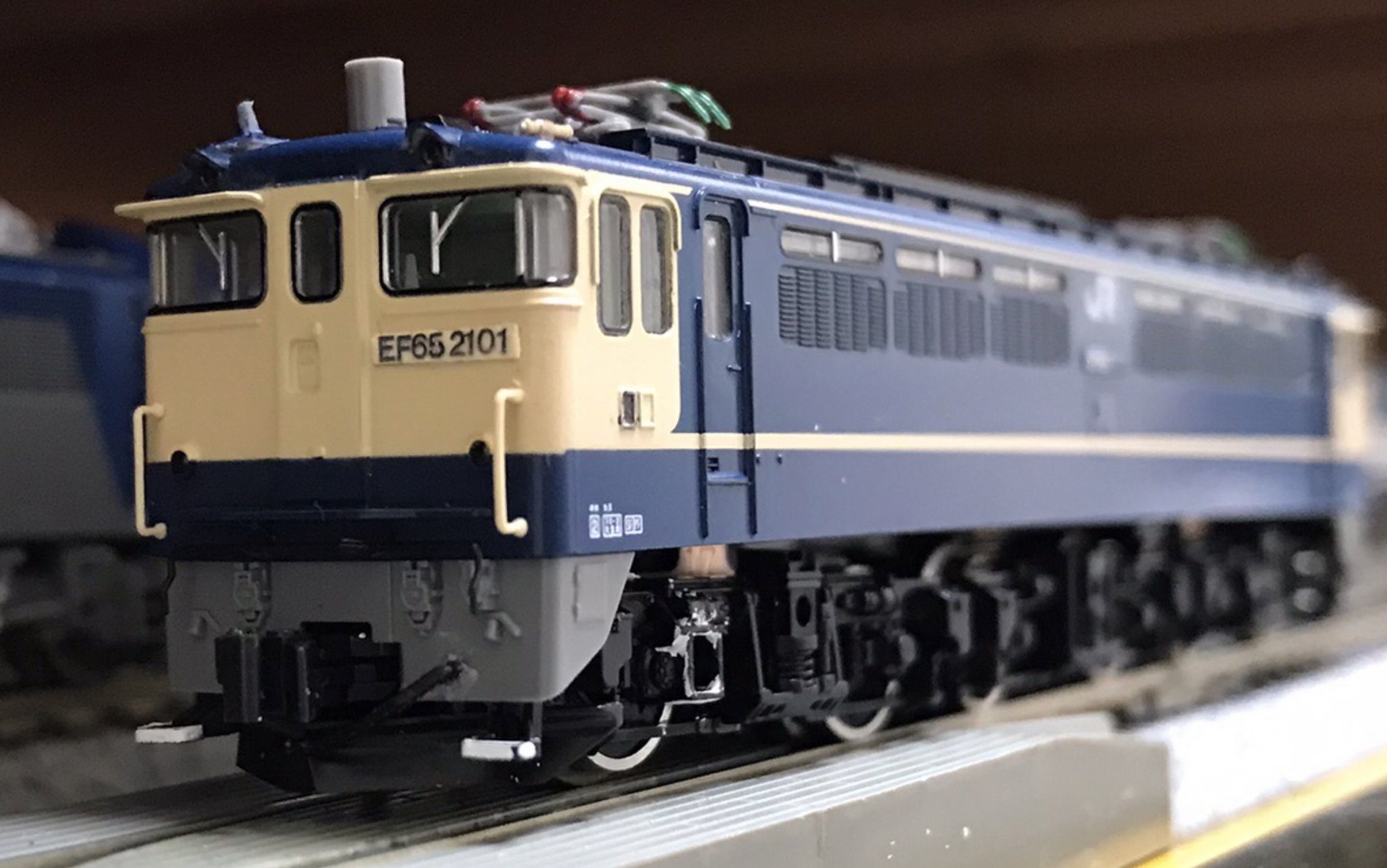 Nゲージ EF65 2101・EF65 27 2両セット 朱鷺 على X: 