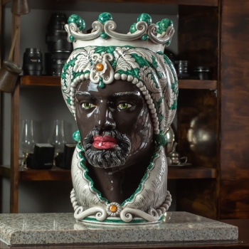 TESTA DI MORO - Regala un Portafortuna siciliano. Spedizione gratuita per importi superiori a 100 euro. Spedizionianche in contrassegno. Pagamento anche a rate