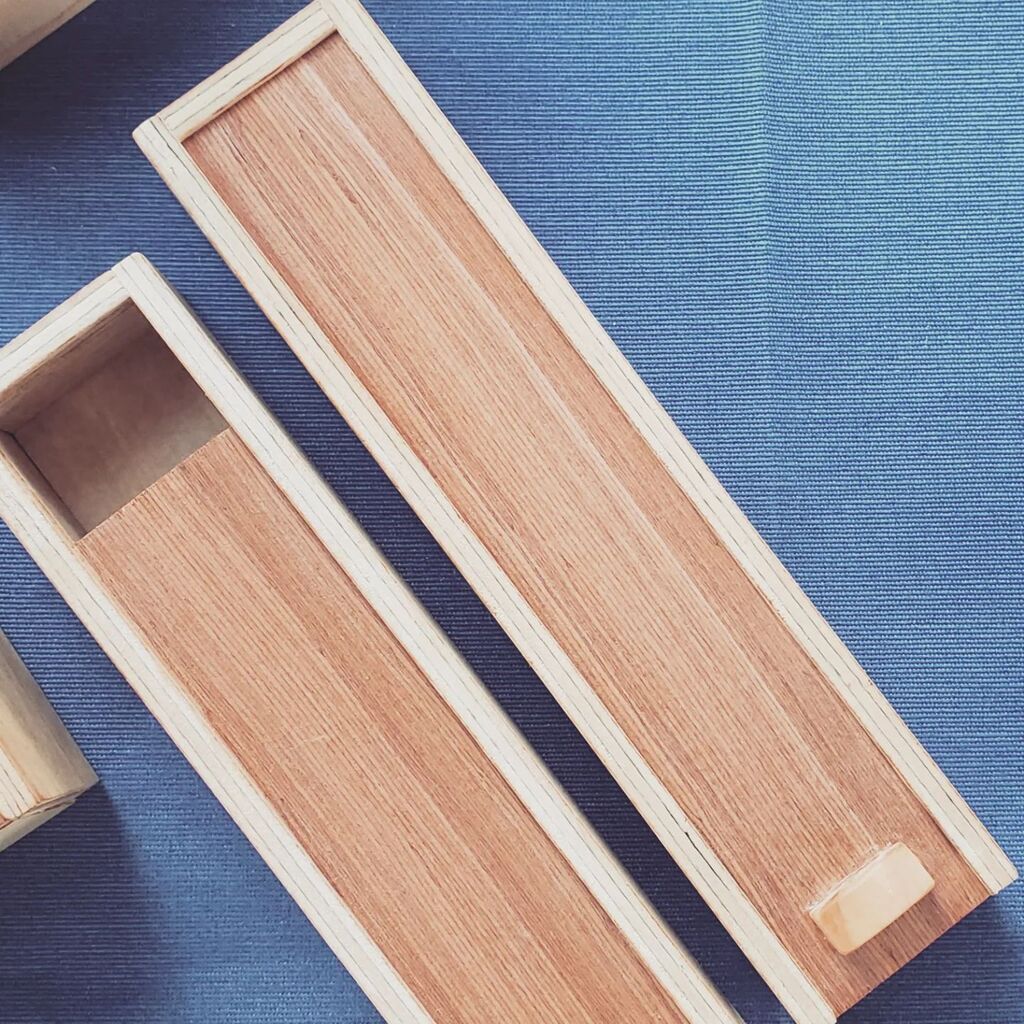 Ferroco_mx's tweet photo. ESTUCHE &amp; CAJA
Hoy venta en Las Islas de Ciudad Universitaria 
#WoodProjects #WoodenBox #CarpinteríaEsEscultura https://t.co/IN0RnjSEgR https://t.co/WQu6zzDXoI