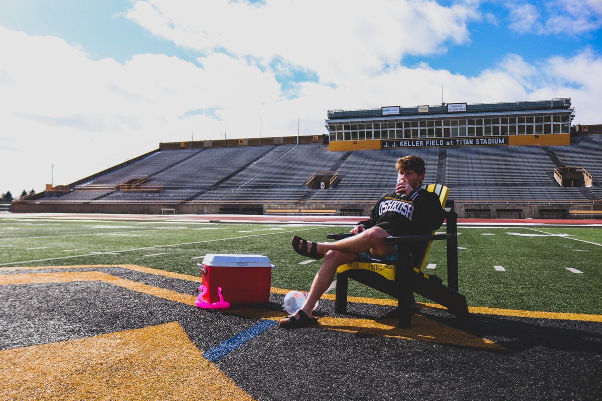 No better time than a 𝗦𝗽𝗿𝗶𝗻𝗴 𝗕𝗿𝗲𝗮𝗸 𝗶𝗻 𝗢𝘀𝗵𝗸𝗼𝘀𝗵 🦩

𝐄𝐧𝐣𝐨𝐲 𝐭𝐡𝐞 𝐛𝐫𝐞𝐚𝐤! || #TitanUp