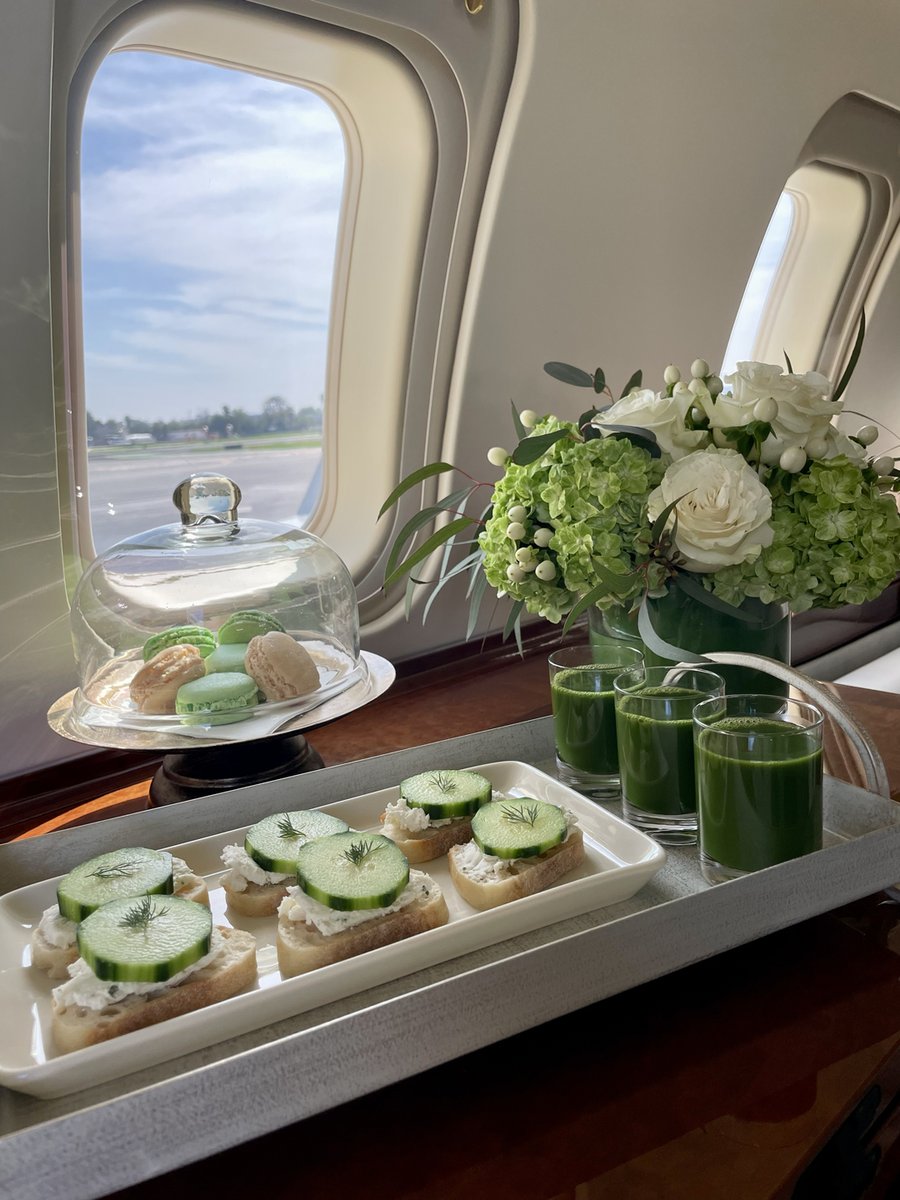 Clear skies, tailwinds, and the luck of the Irish - the perfect ingredients for a memorable St. Patrick's Day flight! 🍀✈️🌬️
·
·
·
·
#sunairjets #happystpatricksday #aviation #privatejetcharter #jetcharter #stpattysday #luckoftheirish #greenaviation #luxurytravel #jetsetter