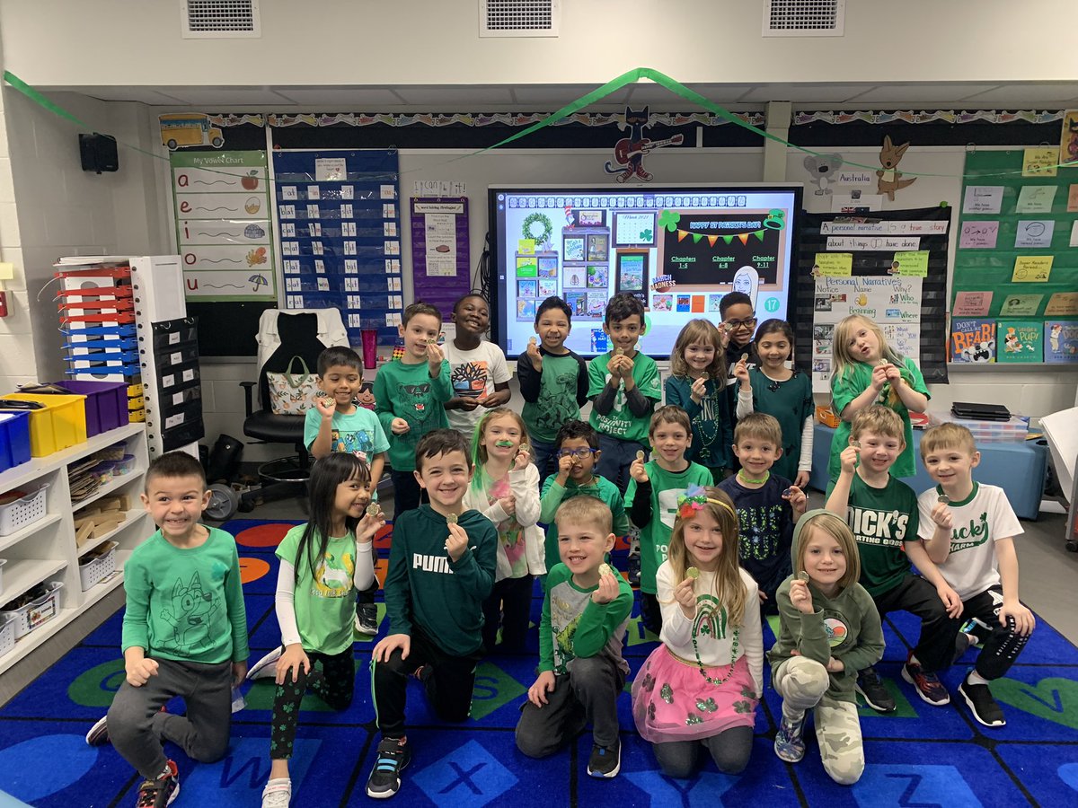 SlusherKinder's tweet photo. Happy St. Patrick’s Day from these sweet little leprechauns! 🍀💚 https://t.co/h0ZWEMj6WL