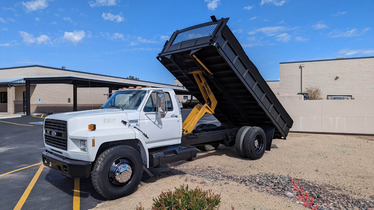 PowerCommTrucks's tweet photo. 1994 #Ford #F700 16' #Dump #FlatBed 16k miles, #Cummins engine, #Allisonautomatic not CDL to drive.  #commercialtruck #powercommercialtruck #WorkTruck #Deliverytruck 

https://t.co/TYa07puPfu https://t.co/gnoVmQlJOO
