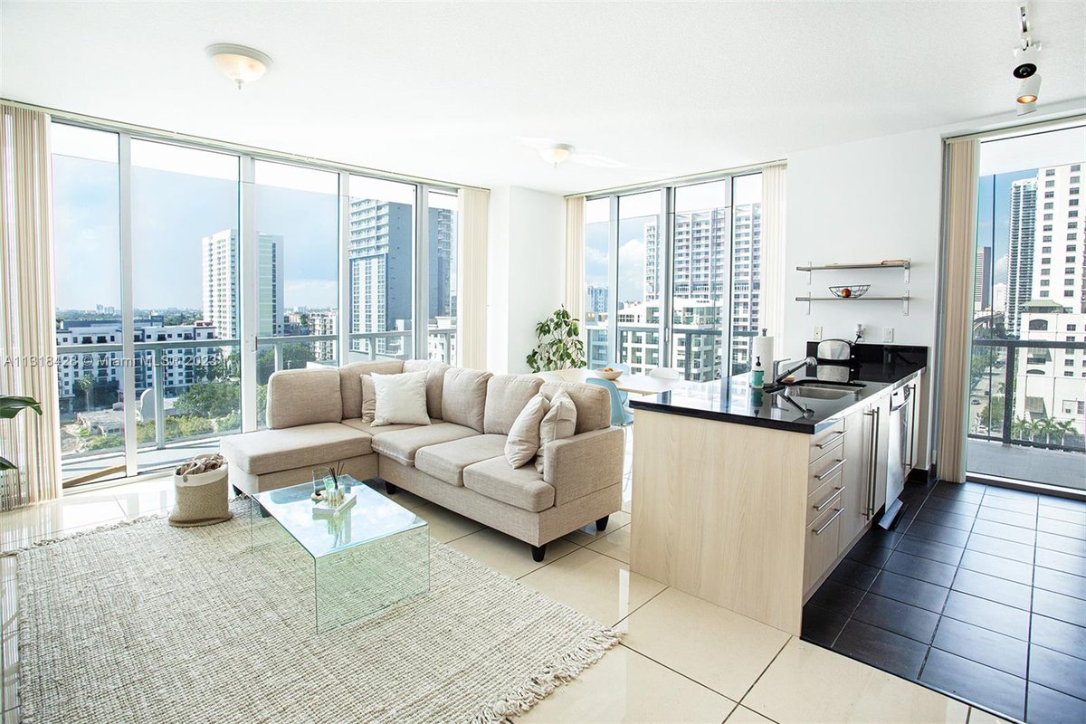 The long house hunt is finally over. Contact me now for a showing! #homesforsale  cpix.me/l/165767760