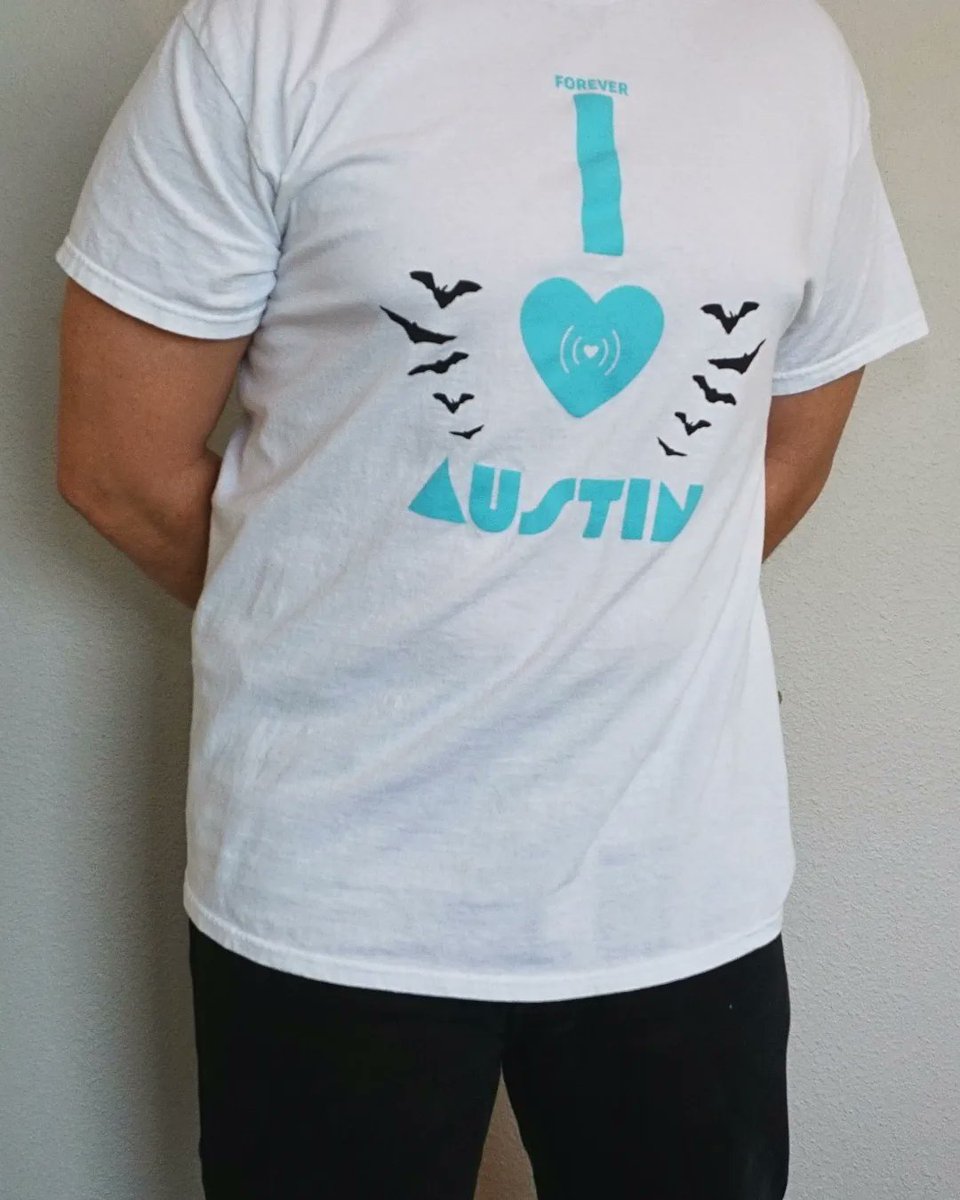 BIGGFACCZ's tweet photo. #foreveriloveaustin
DM or email biggfaccz@gmail.com for your own #BIGGFACCZ
#austin #texas #AustinTx #atxlifestyle #atxfashion #atxstyle #ATXtraffic https://t.co/y1xDfkV0dr