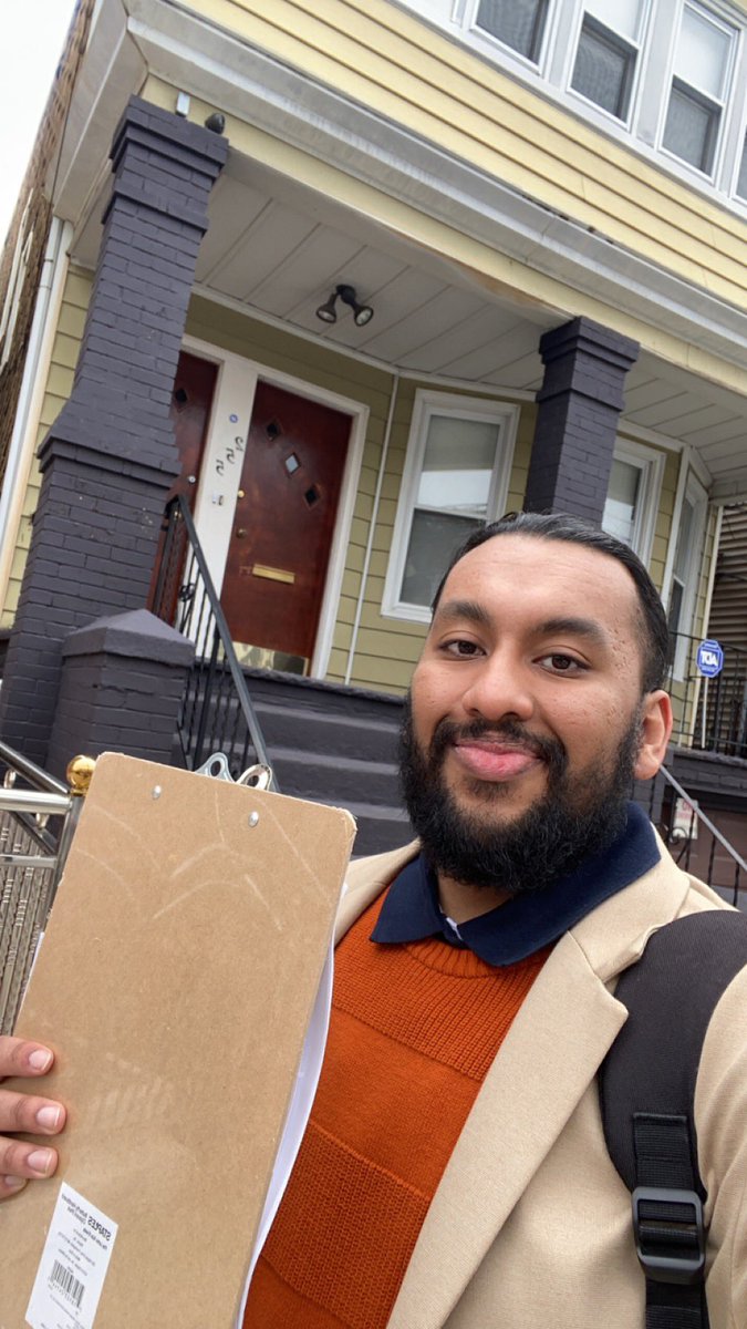 Getting those steps in and petitioning done. Great way to take in the warmer weather. If you live in District 2, whether its on West Side, JFK Blvd, Downtown & you still need to signmy petition, let me know!!!

#GhaindaForCommish #JerseyCity #HudsonCounty #AgentofChange