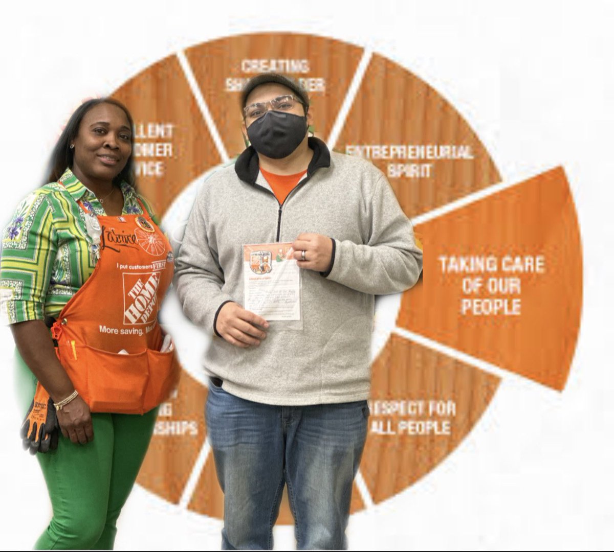 Thank you ASDS Steven 🙏 Homer Badge recipient for  taking care of our people <a href="/RaquelOnTheMoon/">RaquelOnTheMoon</a>  <a href="/MannyZ1961/">Manny</a> <a href="/MarcReitor/">MARC REITOR</a> <a href="/MariaVGalloso12/">Maria V Galloso</a> <a href="/LoganSquare1961/">Logan Square 1961</a> <a href="/HomeDepot/">The Home Depot</a> <a href="/D65Hutch/">Gary Hutchinson</a>