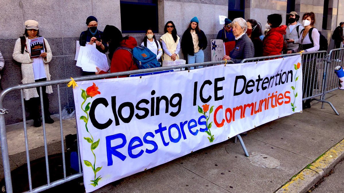 Out in San Francisco in solidarity with hunger strikers at Mesa Verde and Golden State Annex detention centers in California!

Learn more and take action to support the hunger strikers at bit.ly/MVGSAHungerStr…

#FreeThemAll
<a href="/CCIJustice/">California Collaborative for Immigrant Justice</a>