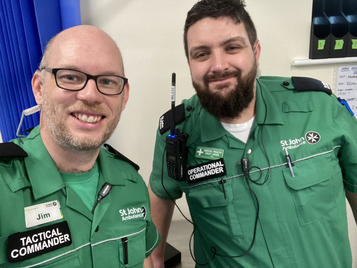 Incredibly proud of my amazing team of St John Ambulance volunteers who have given over 2,000 hours of their time this week, providing medical cover for “The Festival” at Cheltenham Racecourse. @stjohnambulance @SJAOperations @CheltenhamRaces #volunteer #mysjaday