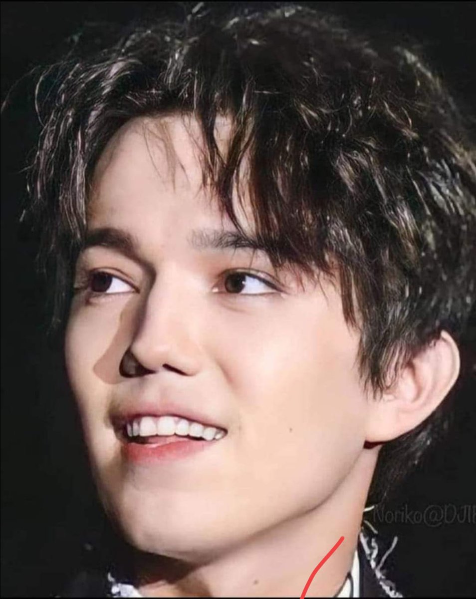 @PeaceOneDay @dimash_official Muy feliz por #DimashQudaibergen  @dimash_official es la voz de la paz y la igualdad para los Dears de el mundo #TheStoryOfOneSky