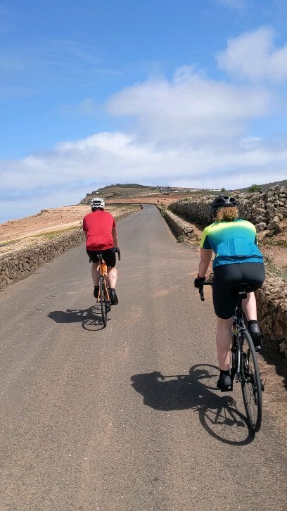 Happy St Patrick's day 💚 and that's a wrap for our 2023 Lanzarote training camps. Wow, such a blast.
.
Fun and games in the pool, wee spin to Mirador del Rio with not one but TWO coffee and cake/ice-cream stops and a great stretch session to finish. … instagr.am/reel/Cp5-GYEPe…