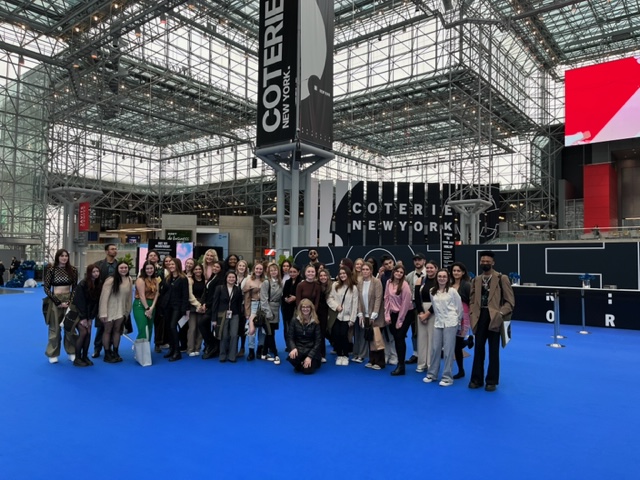 LasellUniv's tweet image. School of Fashion students attended the Coterie and MAGIC trade shows at NYC&apos;s Javits Center last month. They learned about the fall 2024 season from vendors and buyers and studied trends, colors, and silhouettes for the upcoming season. #ConnectedLearning