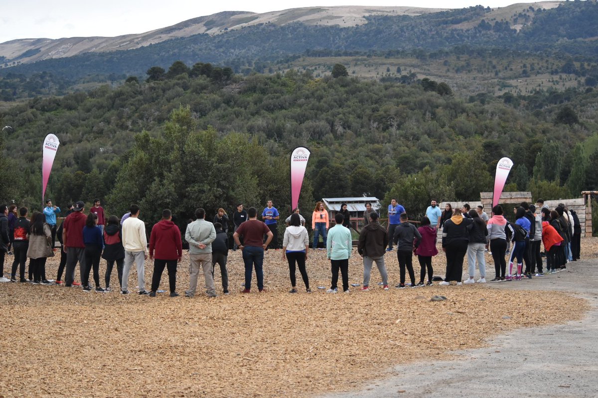 maritavillone's tweet photo. VILLA PEHUENIA! 📌

Bienvenidos y bienvenidas a la 11° edición de Jóvenes Líderes!
Quedó inaugurada una nueva edición de este programa que fue iniciado por la Dra. @AnaPechenOk en el año 2012 y que nuestro Vicegobernador @marcoskoopm  continúa de manera federal!
Importante espacio de formación y participación, que brinda herramientas vinculadas a la juventud, política y liderazgo!