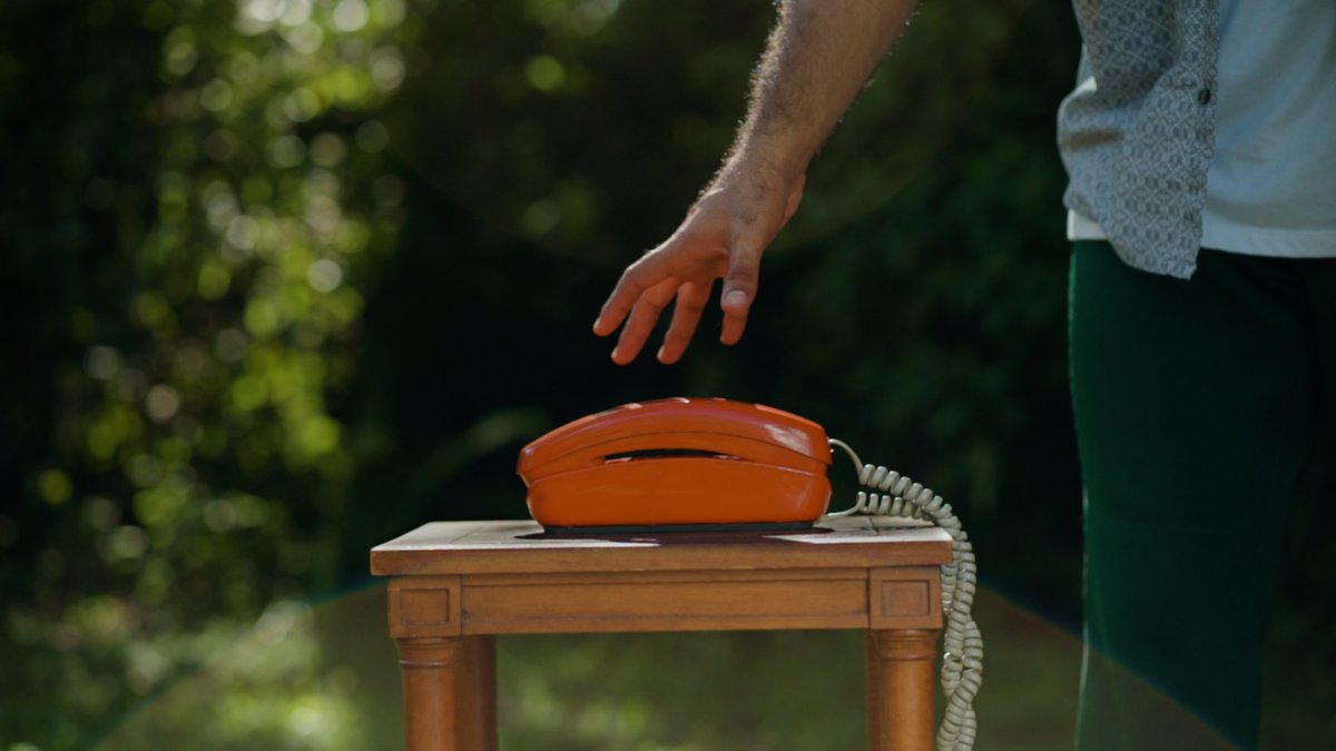 etrill_'s tweet photo. ~THREAD~ 
So I recently made a surrealism-inspired short film! I was the lead actor, director, writer, cinematographer, editor, audio design, music artist! 

Check out some of my favorite screenshots from "The Tragedy of the Calling"  🧵 https://t.co/wvWuZqV6CB