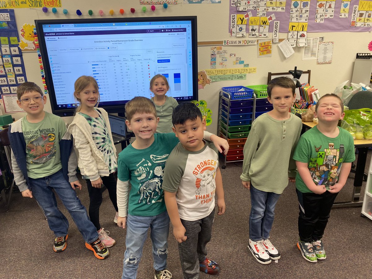 BSAntrobus's tweet photo. Congrats to these Lucky Little Learners for reaching their Lexia target goals this week!! 😃👍🍀 https://t.co/nEdN0BXGjt