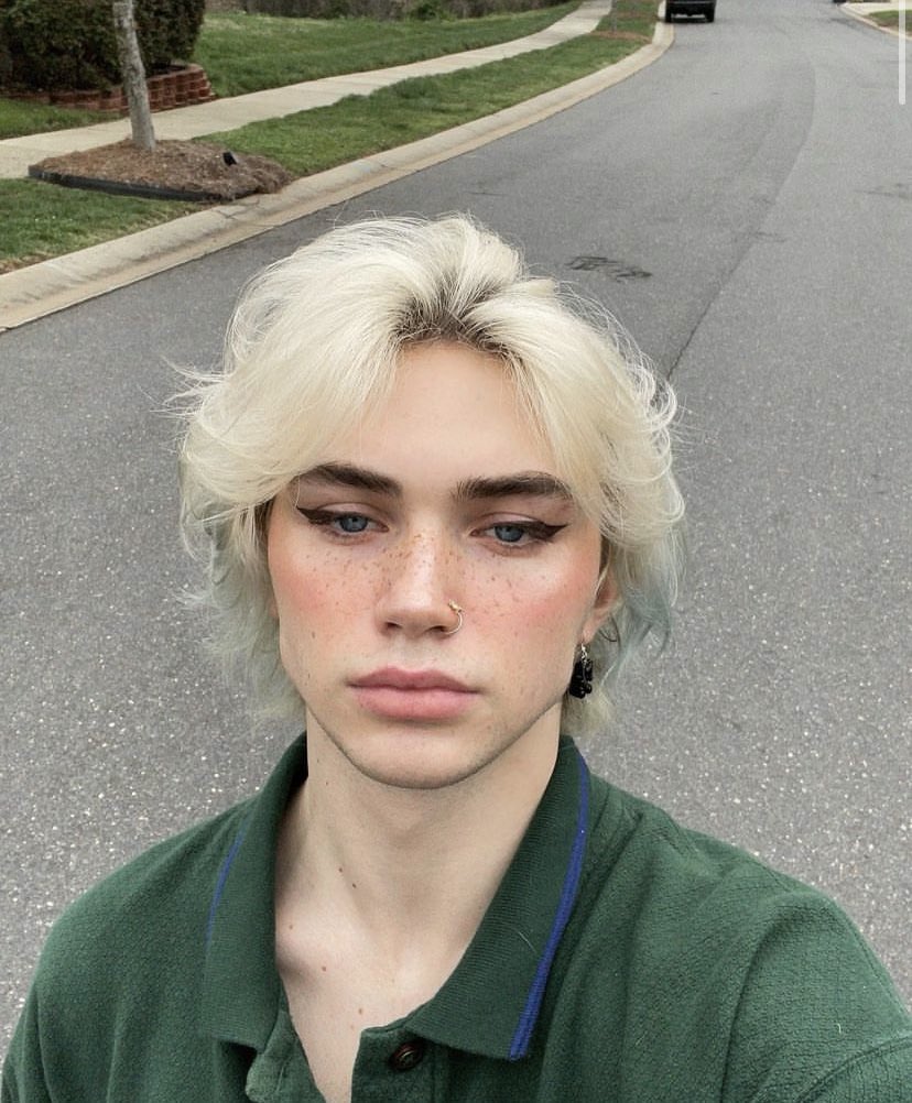 blazerexstark's tweet image. — blaze rex stark
—— blazerexstark.carrd.co 
——— temp pinned