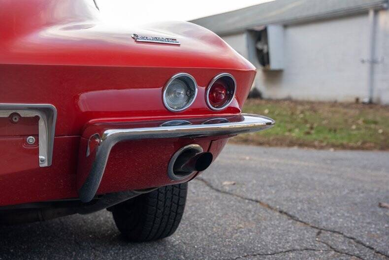 TheCorvetteGuy's tweet photo. CORVETTE TRIVIA - What Year did Back Up Lights Become Standard? - https://t.co/D3KKJHKxT4 Click on the link to get the answer. Plus: Huge Sale on C7 Z51 Replica Wheels! https://t.co/LfMtfwvk7A