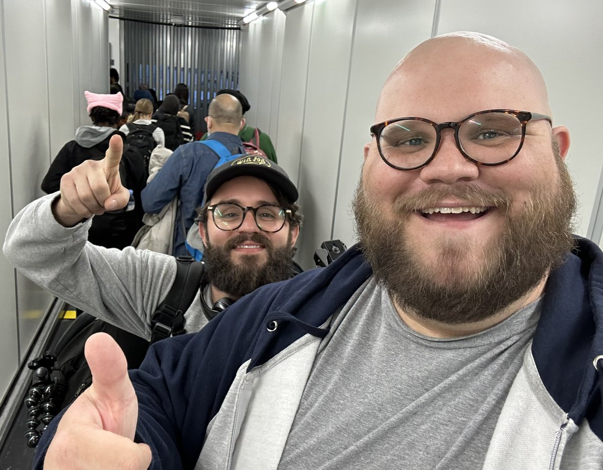 CoachDuggs's tweet photo. On our way to Oregon for the 2023 Roofball World Championship! https://t.co/EIXM4Zkm9b