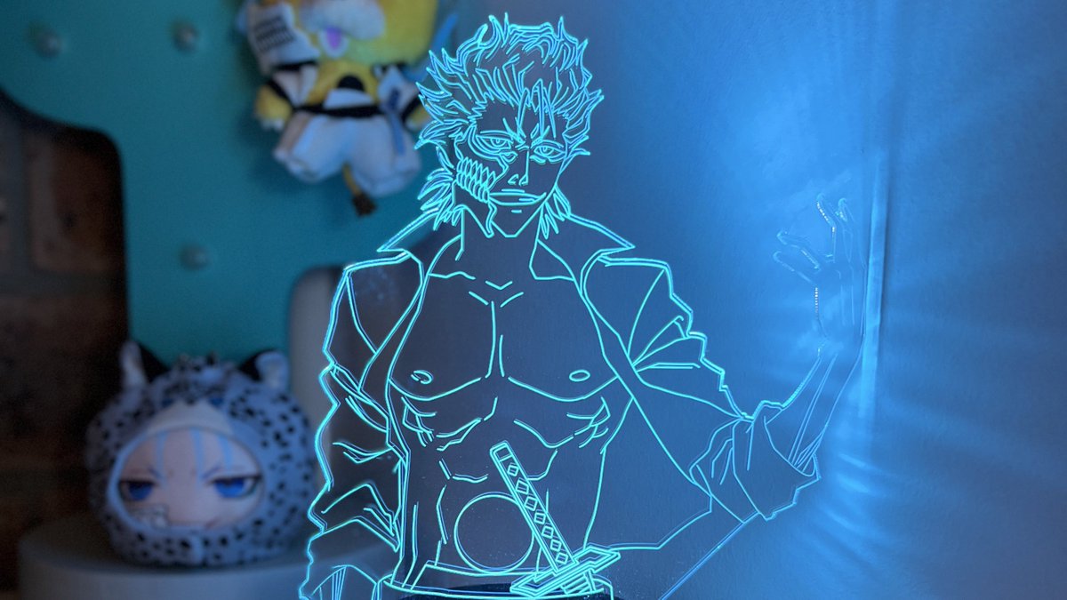 murderlight's tweet photo. i’ve had plenty of interest in my grimmjow light since i got him, so i decided to do a giveaway for a brand new one✨🫐 he’s battery or usb powered, 16 colours with remote 🥰 rules:
🔹following me
🔹ships worldwide 
🔹direct rt to enter
🔹drawn 31 march! https://t.co/nrjoB8jjCU