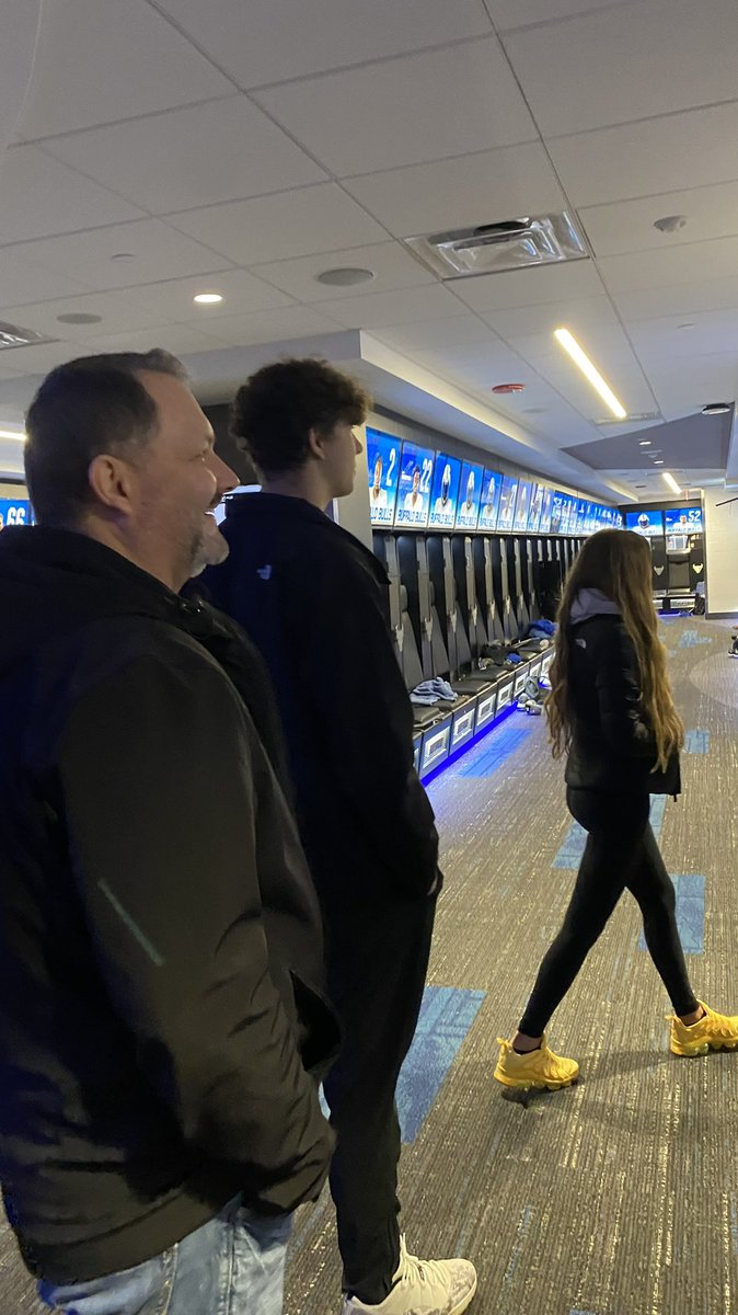 _adamkaminski's tweet photo. Thank you to @TheSamuraiCoach and @UBFootball for having my family and I out for an unofficial visit! @Shawn_Bryson_24 @coachadamrice @TennysonRucker @DeonLytle @coachwaddell4 @730scouting https://t.co/K8s3jOw8cz