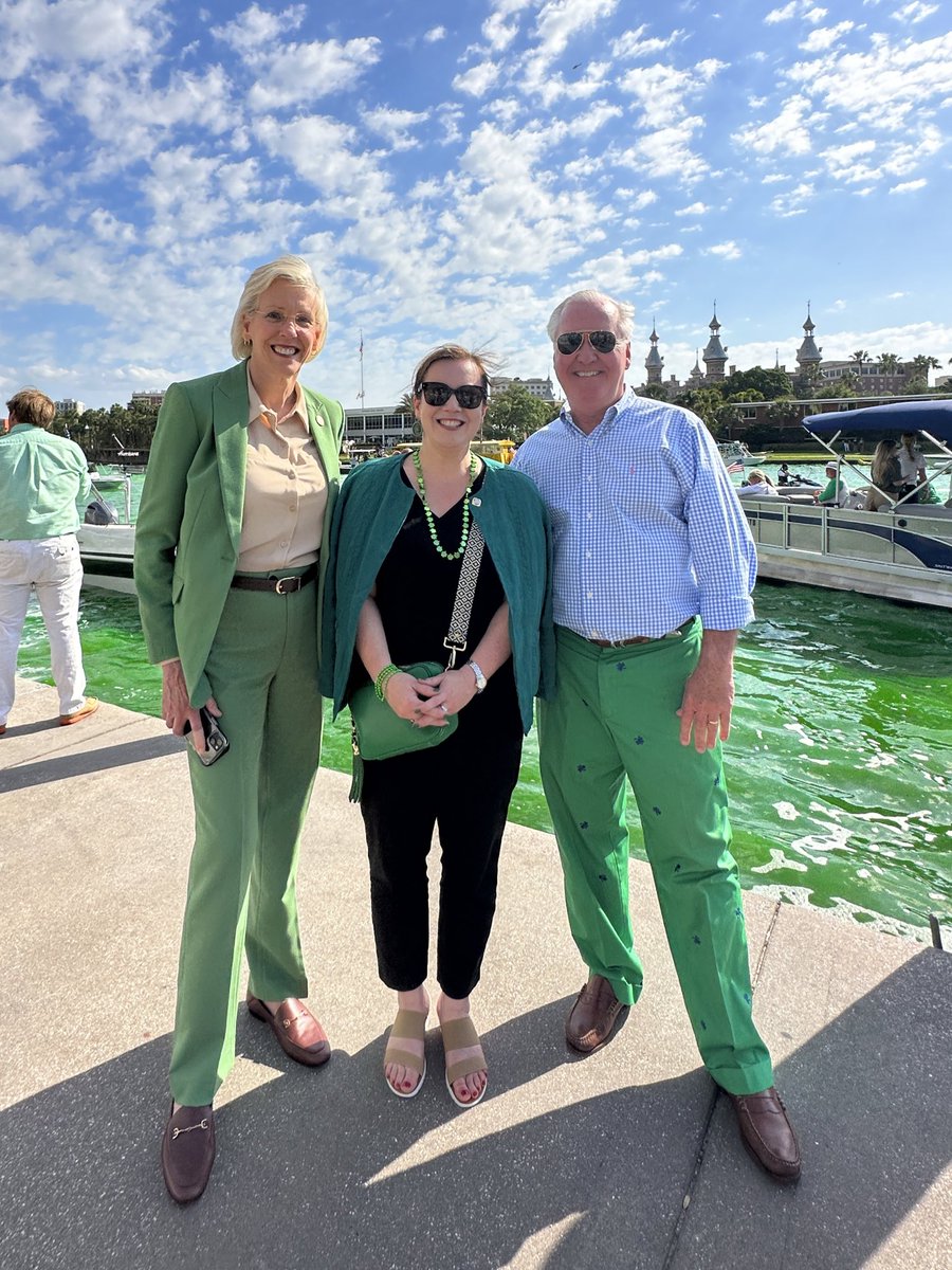 JaneCastor's tweet photo. Sláinte! 🍻 What better way to kick off #RiverOGreen than alongside my friend @BobBuckhorn and the Consul General of Ireland in Miami, Sarah Kavanagh. 🍀 

Have fun, drink responsibly, and remember—we’re all Irish today! 😉 

#HappyStPatricksDay, Tampa! https://t.co/Qvg3zgm4BY