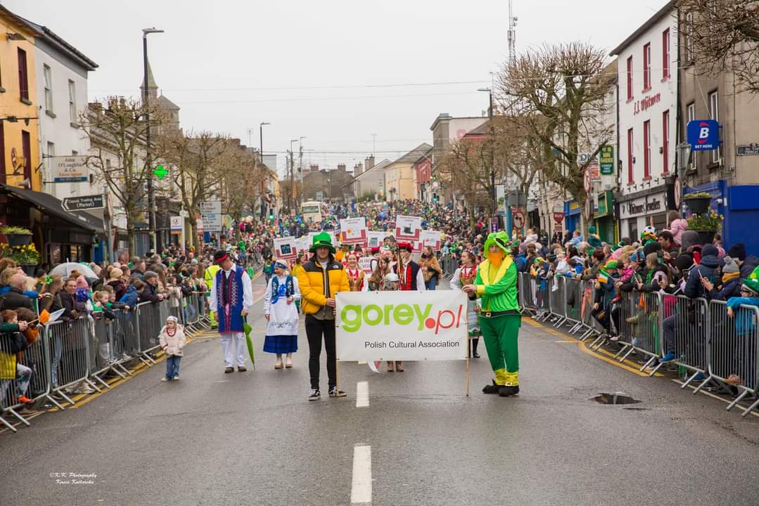 GoreyPl's tweet photo. St.Patrick's Parade in Gorey ☘what a lovely day ☘ @sochanska @PLinIreland @Love_Gorey https://t.co/ScrfYnCLSv