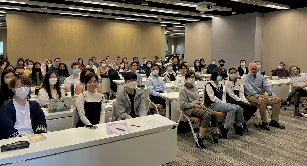 PalaeoPittman's tweet photo. Great Day 1 of #IPDS2 @CUHKScience w/ well-received School of Life Sciences seminar by Robert Dudley @UCBerkeley Discussed diverse #flight origin topics from gliding ants π and geckos π¦ to the atmosphere π¬οΈ through time. #FossilFriday #dinosaurs @CUHKofficial #excited https://t.co/JE0qrP9un7
