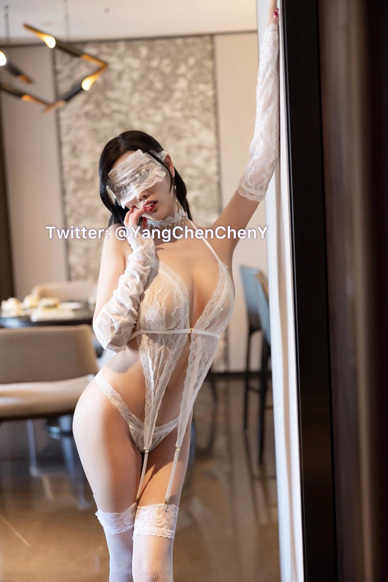 YangChenChenY's tweet photo. 喜欢白丝吗？
点赞并转推姐姐的推文后私信姐姐领取奖励哦！
@YangChenChenY
@YangChenChenY_
#丝袜 #空姐 #美腿 #玉足 #OL #制服 #杨晨晨 https://t.co/SsCjEybtZm
