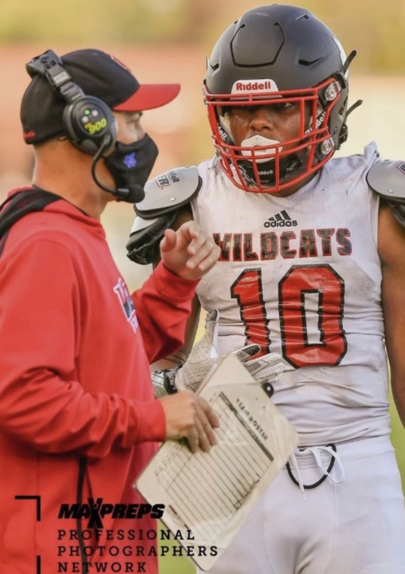 RangerFBFamily's tweet photo. Rangers Football would like to welcome Ron Cavuoto to the staff.  Coach Cavuoto comes with over 30 years experience!  This will be his 2nd stint with the Rangers.  He has been a defensive coordinator at Aquinas, Spencerport and Wilson.  Welcome back Coach! https://t.co/NYUxHxDIsa